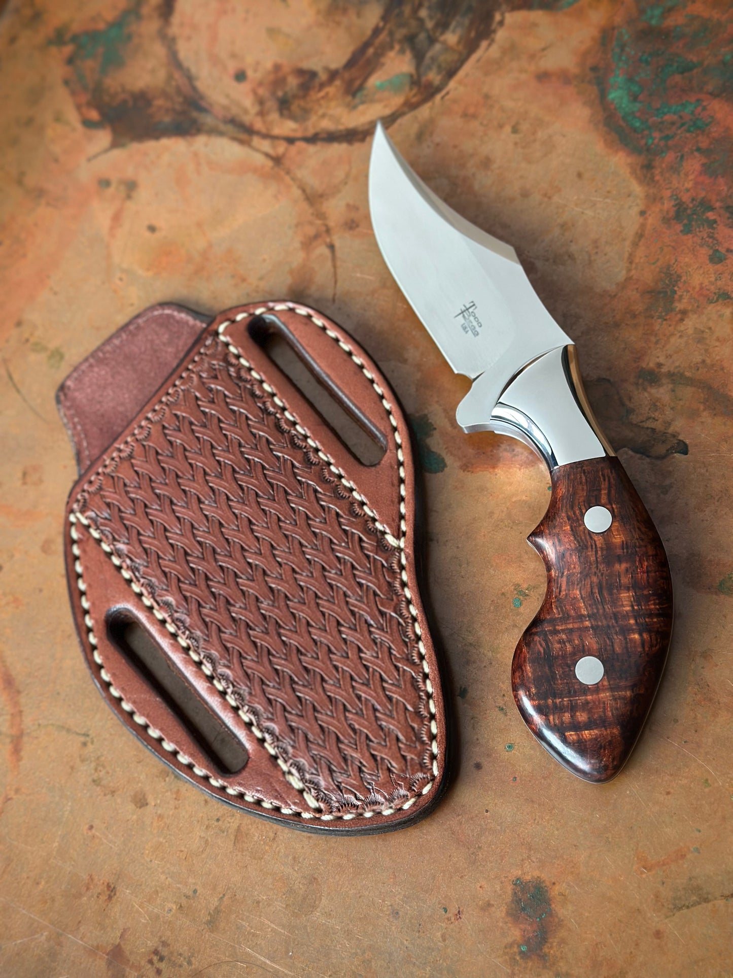 Todd Begg Custom Pistol Grip Push Bowie